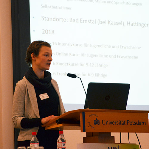 Kristina Anders beim Vortrag
